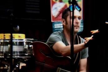 Flickin Through Tom Waits