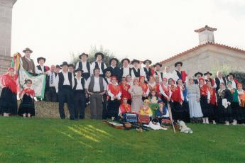 Rancho Folclórico Estrelas Douradas