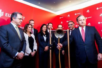 Privatizações - História de um crime político, económico e social