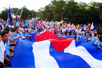 Viva Cuba Socialista! Fim ao bloqueio!